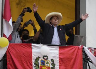 Perù, alle presidenziali Castillo verso la vittoria