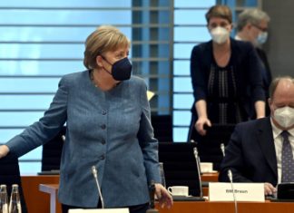 Germania, Merkel al Bundestag per l’ultimo ‘question time’ da cancelliera