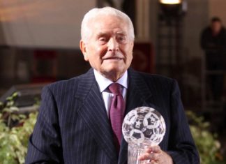 Calcio, addio a Boniperti: simbolo della Juventus in campo e dietro la scrivania