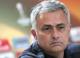 Calcio Roma, Mourinho: “Dispiace per Spinazzola, pronti per la prossima settimana”