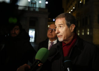 Incendi, Musumeci chiede stato di mobilitazione a governo