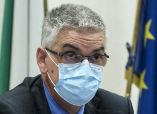 Covid, Brusaferro: “Si lavora ai parametri. Vaccini fondamentali”