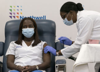 Covid, in Usa vaccinazioni aumentano negli Stati dove crescono i casi