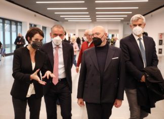 Green pass, Costa: “Con i dati attuali eccessivo per bar e ristoranti”