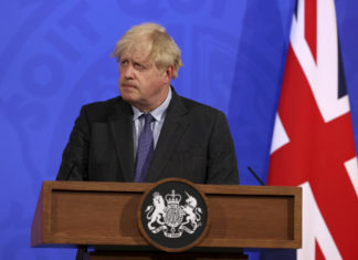 Covid, Johnson: “Cautela è vitale, la pandemia non è finita”