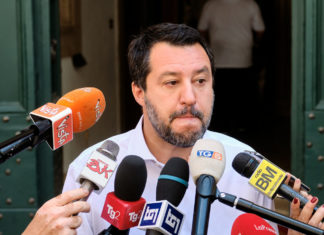 Carceri, Salvini: “Numeri identificativi? Chi sbaglia paga ma non bisogna esporli ad altri rischi”