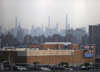 Covid, New York verso la vaccinazione obbligatoria per i dipendenti pubblici