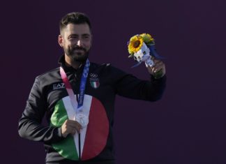 Tokyo 2020, Nespoli argento nell’arco: il Robin Hood di Voghera sfiora l’oro