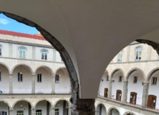 Napoli, tragedia alla Federico II: studente muore nella facoltà di Porta di Massa