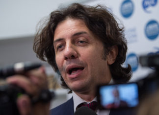 Eutanasia, superate 320mila firme per referendum. Cappato: “Straordinario”