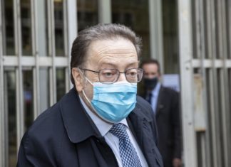 Milano, De Corato: “Campo di via Negrotto fortino della criminalità”