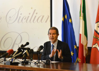 Incendi, la ricetta Musumeci per salvare turismo e boschi dalle fiamme