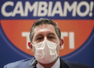 Covid, Toti su proteste green pass: “No guerrieri ma solo vigliacchi”