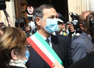 Covid, Sala: “Non possiamo ignorare la solitudine persone”