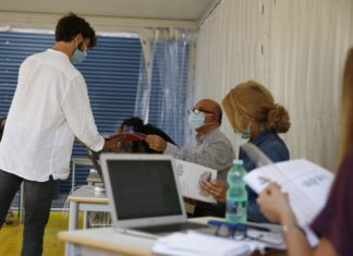 Scuola, Presidi: “Ok il green pass ma il problema è la mancanza di risorse umane”