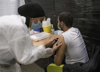 Vaccini, in Campania 7 milioni di somministrazioni: 3,2 milioni gli immunizzati