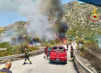 Incendi, a Caserta vasto rogo sul Monte Maggiore
