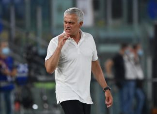 Calcio Roma, Mourinho: “No al turnover contro il Trabzonspor, giochiamo per vincere”