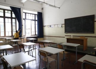 Scuola, denuncia degli studenti: “Educazione ambientale? Non si fa”. Ma i prof: “In parte sì”