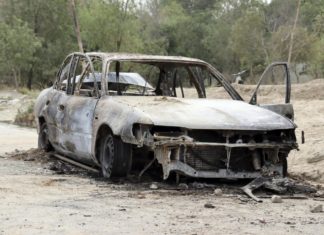 Afghanistan, sventato attacco con i razzi contro l’aeroporto. Accuse agli Usa: “Bimbi uccisi in raid aereo”