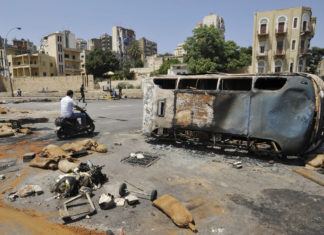 Libano, esplode un’autocisterna: 20 morti e 79 feriti