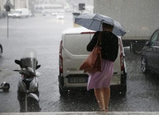 Maltempo, Protezione civile: “Temporali al Sud, allerta arancione Calabria”