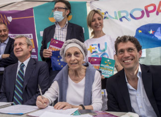 Eutanasia, raccolte 850mila firme. Fino al 12/9 tavoli in 170 città