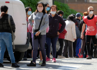 Caritas: il 2020 è l’anno dei ‘nuovi poveri’, con il Covid sono il 44% in più