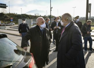 Napoli, De Luca: “M5S mettono il cappello sulla vittoria di Manfredi”