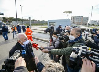 Green pass, De Luca: “In Campania no al diritto di cittadinanza per i “green pippe”