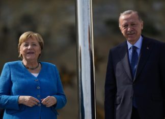Turchia: ultima visita della cancelliera Merkel, il saluto di Erdogan