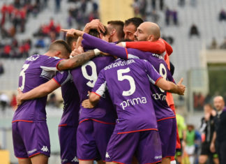 Calcio, la furia Vlahovic travolge lo Spezia: la Fiorentina vince 3-0