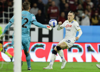 Serie A: al Napoli basta Zielinski, Salernitana ko 1-0 nel derby