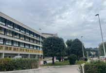 Pozzuoli, paziente rompe il naso a un Oss: 27enne in stato di agitazione aggredisce l’operatore e scappa Ospedale di Pozzuoli