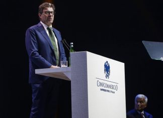 Inflazione, Giorgetti: “Non trascurare il rischio della fase del rincaro dei prezzi”