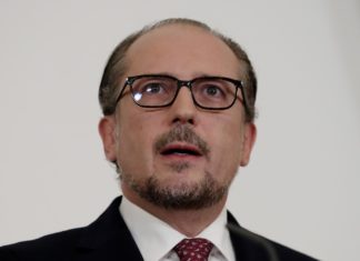 Vaccini, Schallenberg: “Non imporremo misure lockdown a immunizzati”