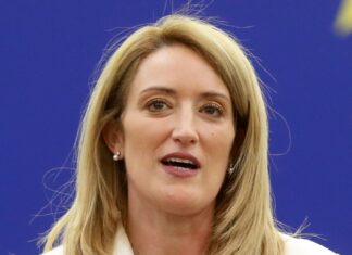 Grecia, Metsola: “La fine della sorveglianza è un risultato importante”