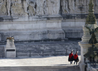 Quirinale: Mattarella e Draghi all’Altare della Patria