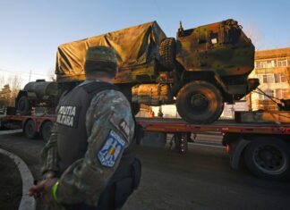 Venti di guerra in Ucraina, la Farnesina invita gli italiani a lasciare il Paese