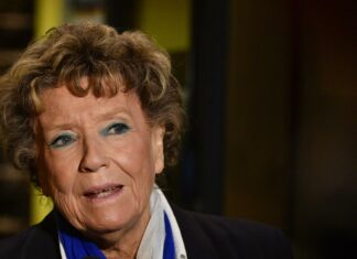 Eutanasia, Dacia Maraini: “La vita appartiene a ognuno di noi, il suicidio è un diritto”