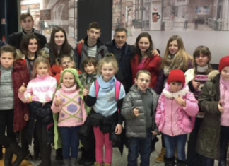 Napoli riaccoglie i bimbi di Chernobyl Napoli riaccoglie i bimbi di Chernobyl