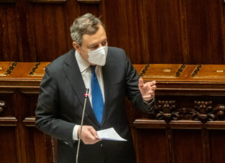 Guerra in Ucraina, Draghi alla Camera: “L’Ue sia compatta nel mantenere il dialogo con Pechino”