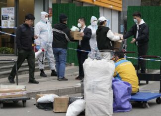 Covid: nuovo lockdown di massa a Shanghai, il più grande in due anni in Cina