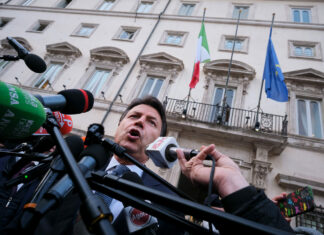 Difesa, Conte non arretra sulle spese militari ed è guerra numeri con Draghi. Verso mediazione con 2% entro il 2028