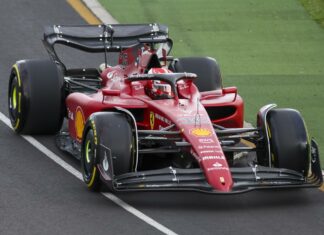 F1, Leclerc: “Felice per la pole di Sainz, in gara spero di rimontare”