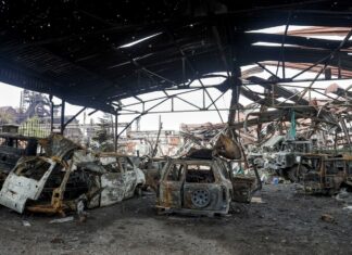 Mosca bombarda Kiev e Leopoli, ‘presa Mariupol’