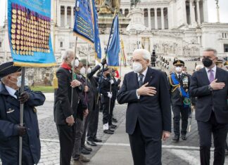 25 Aprile, Mattarella: “Resistenza è lottare contro l’invasore”. All’Ucraina dedica ‘Bella Ciao’
