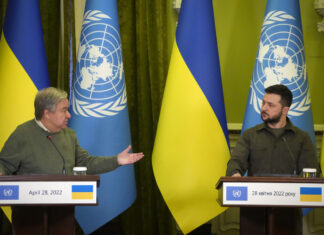 Ucraina: missili su Kiev durante l’incontro Zelensky-Guterres, colpita anche Odessa
