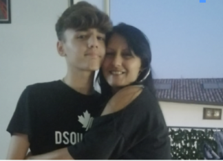 "Giustizia per mio figlio ammazzato"