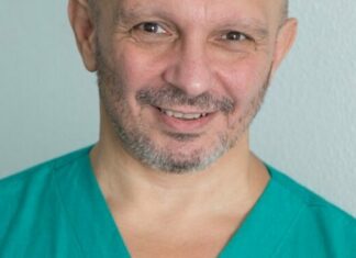 Nicola Maffulli, direttore della scuola di Specializzazione di Ortopedia e Traumatologia dell’università di Salerno